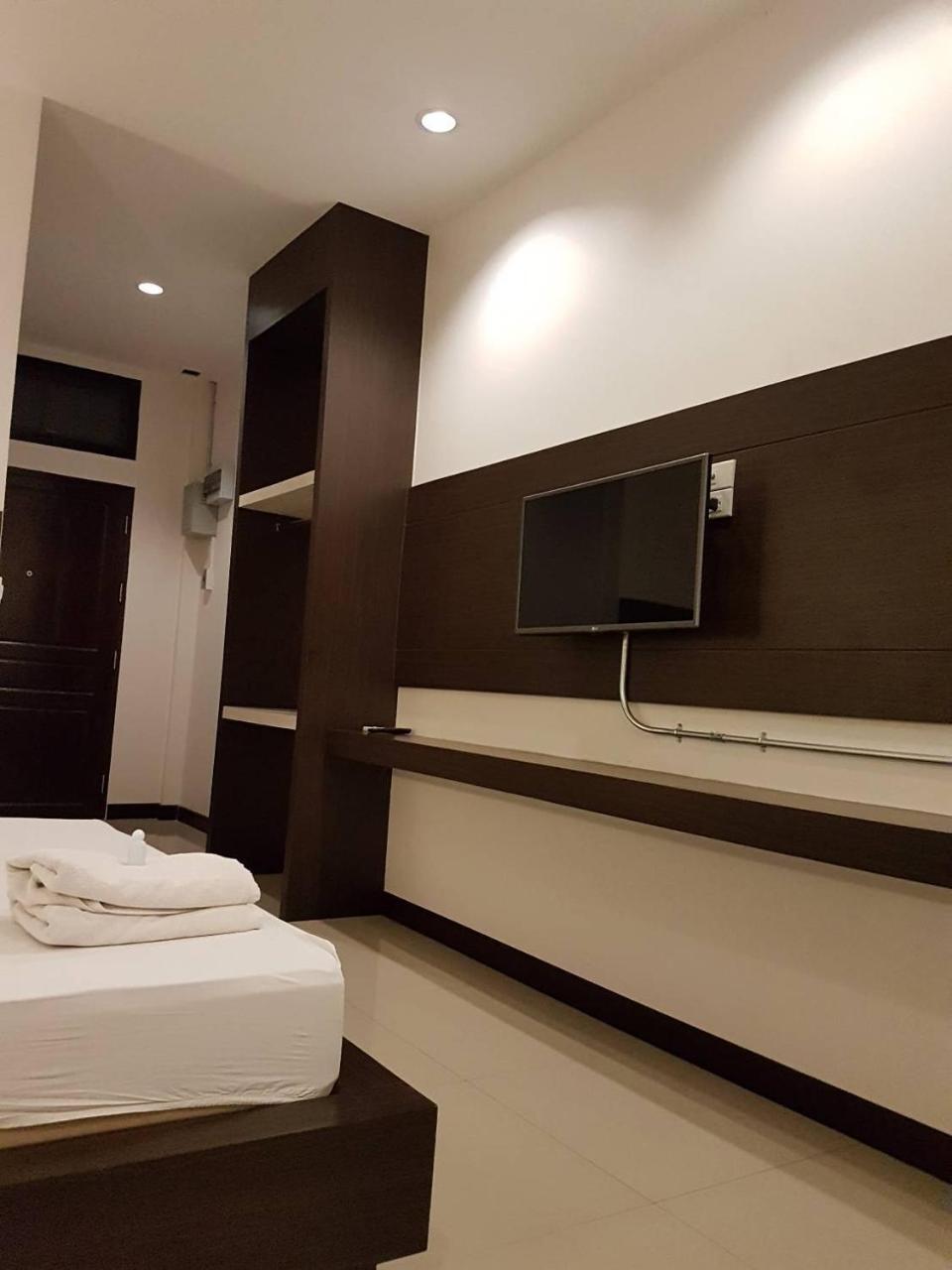 The Room 24 Resort Pathum Thani Εξωτερικό φωτογραφία